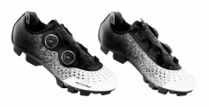 Buty rowerowy FORCE MTB SCORE biało-czarne 44