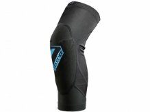 7IDP Youth Knee Pad Size: S/M, black-blue